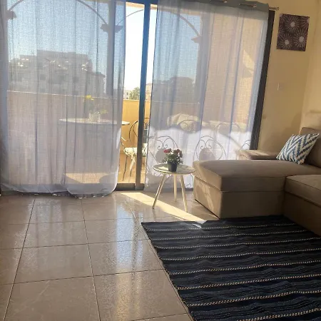 Apartment Queens Garden Walking Distance To The Paphos